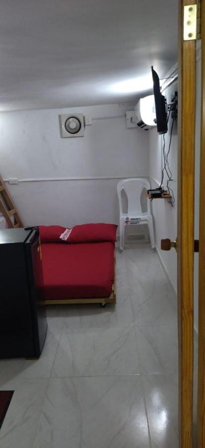 & Gomez Society Apartment